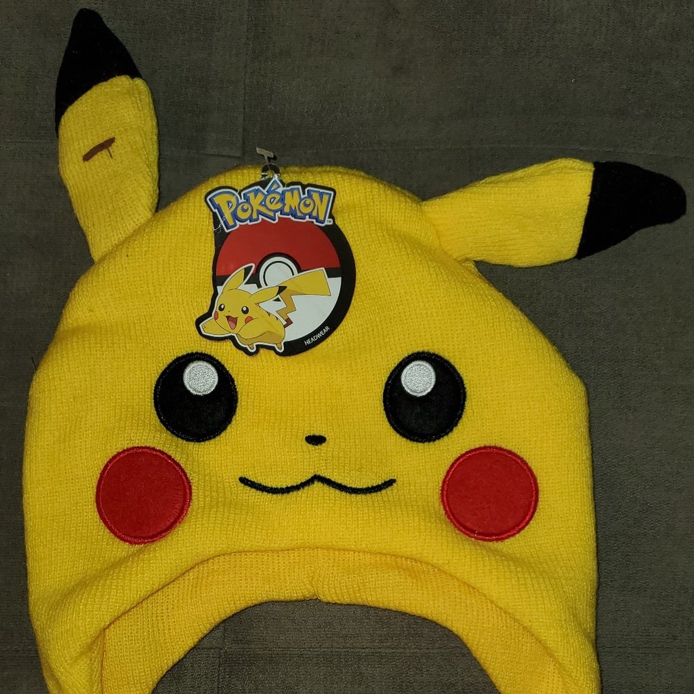 Pokemon Bioworld Pikachu Winter Beanie Hat - NEW